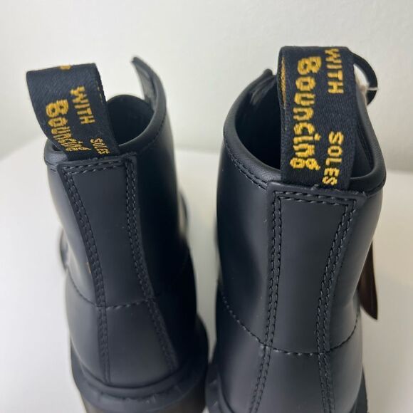 Dr.Martens 101 SMOOTH LEATHER ANKLE BOOTS size 6 M - Picture 7 of 9